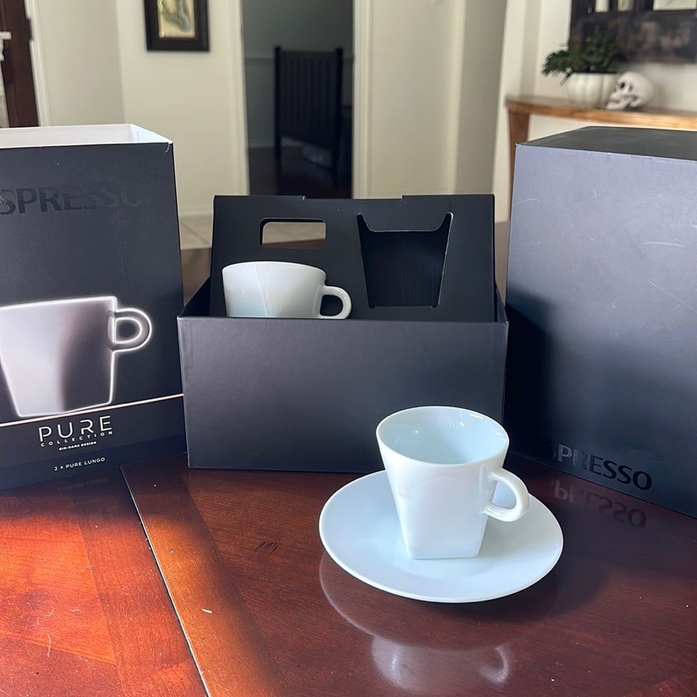 Nespresso 2x new in box, pure collection. Pure lingo cups and saucers.
